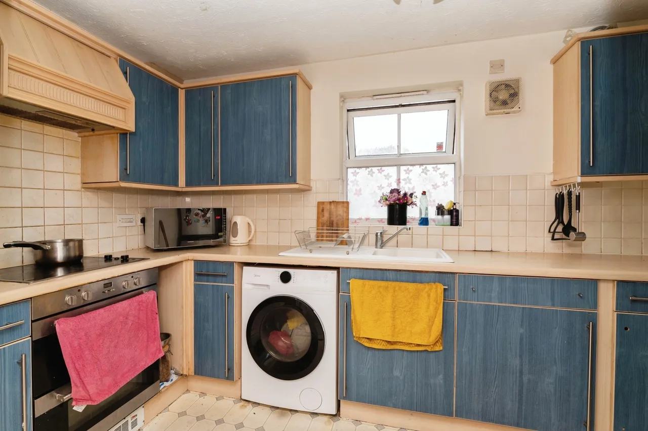 Rawlyn Close, Chafford Hundred, Grays, Essex, RM16, photo 5