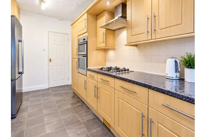 Parkhills Road, Bury, BL9, photo 12
