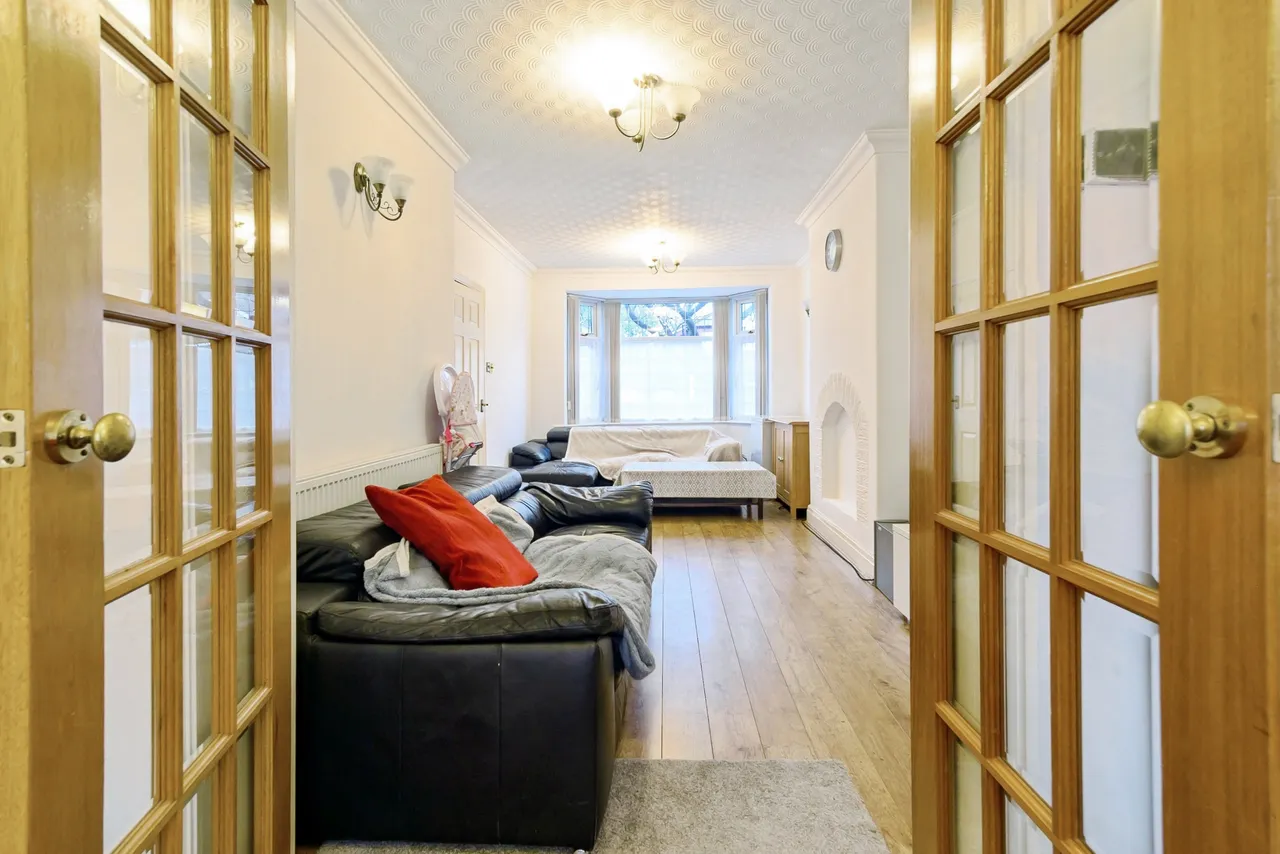 Parkhills Road, Bury, BL9, photo 9