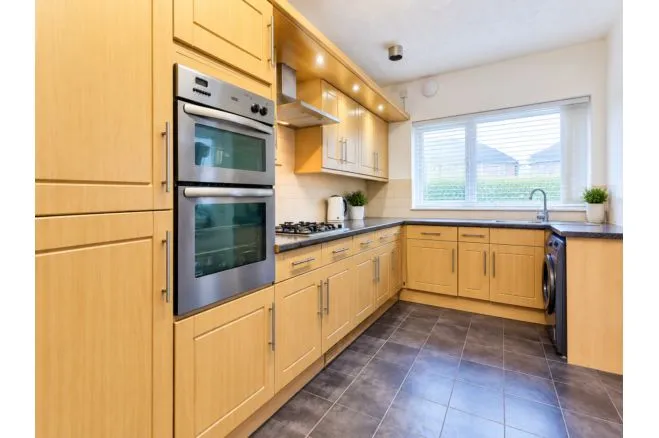 Parkhills Road, Bury, BL9, photo 11
