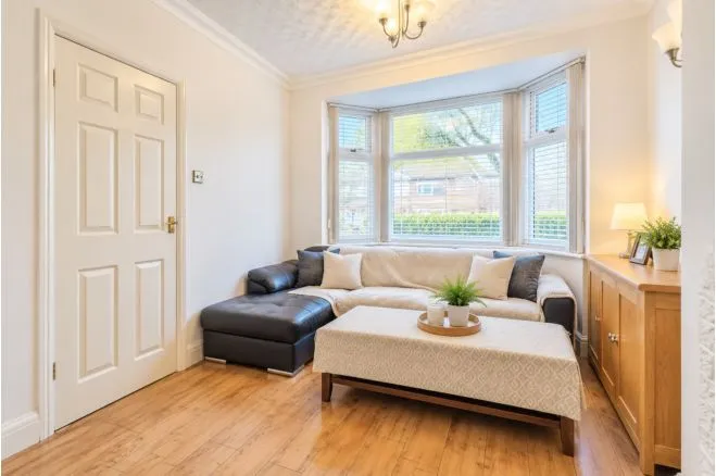 Parkhills Road, Bury, BL9, photo 5