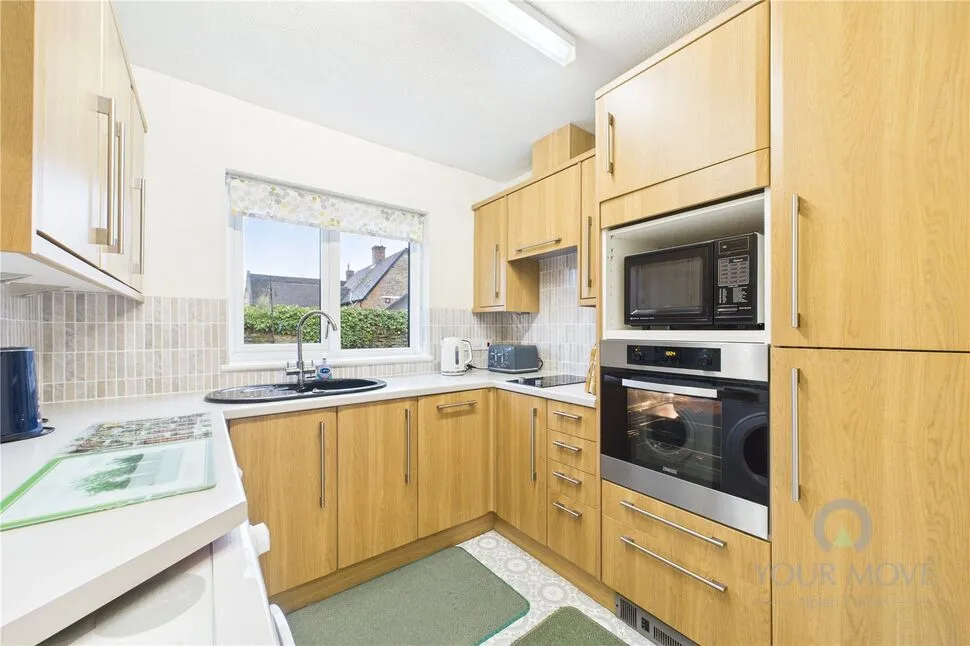 Pond Farm Close, Duston, NN5, photo 4