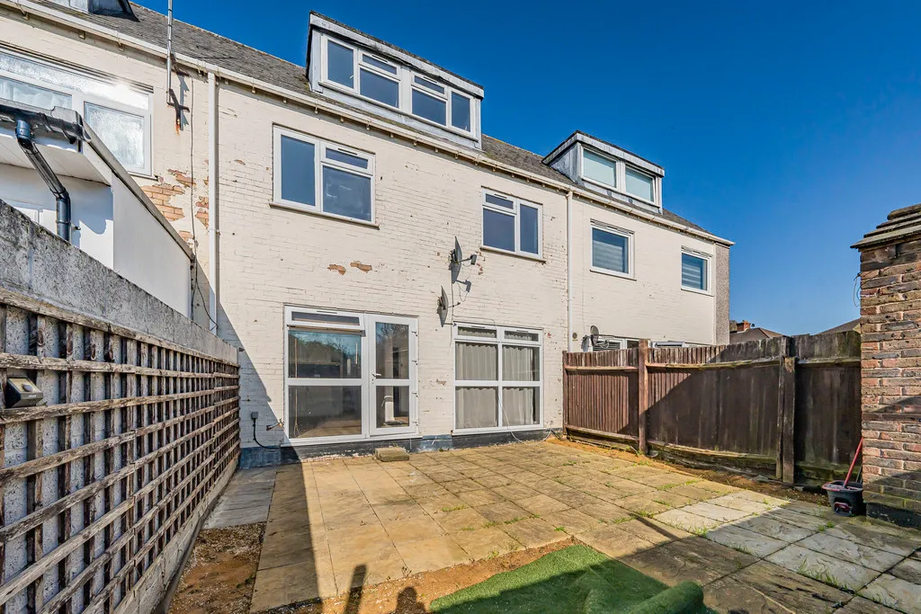 Lordship Road, Northolt, UB5, photo 24