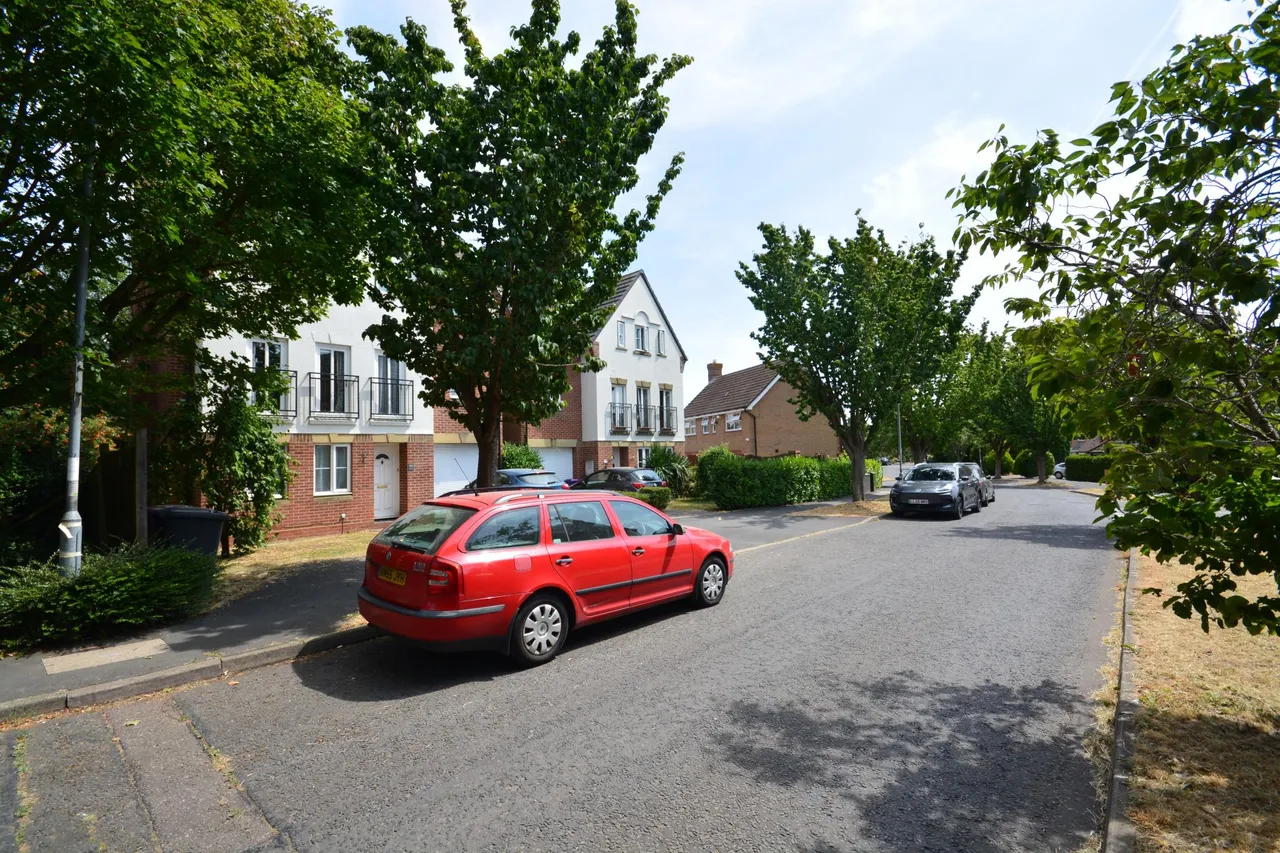 Kristiansand Way, Letchworth Garden City, SG6, photo 19