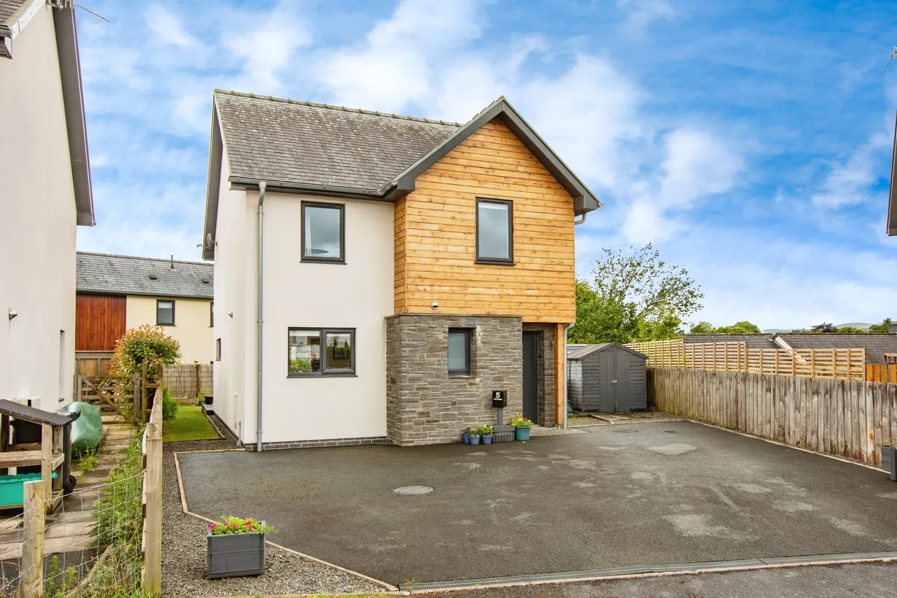 Pencaemawr, Machynlleth, SY20, photo 3