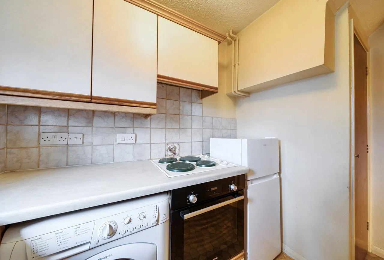Firs Close, Mitcham, CR4 1AX, photo 16