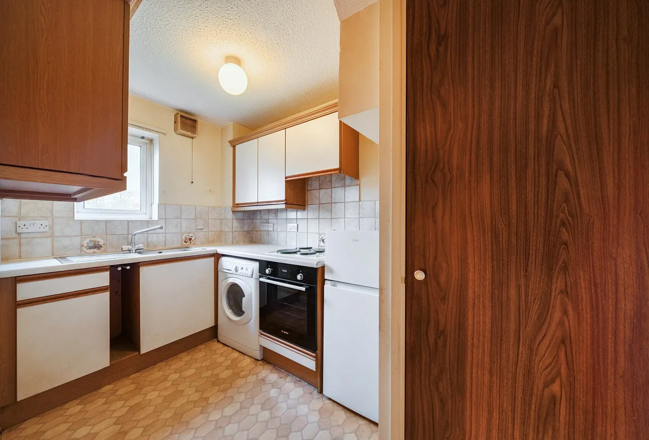 Firs Close, Mitcham, CR4 1AX, photo 6