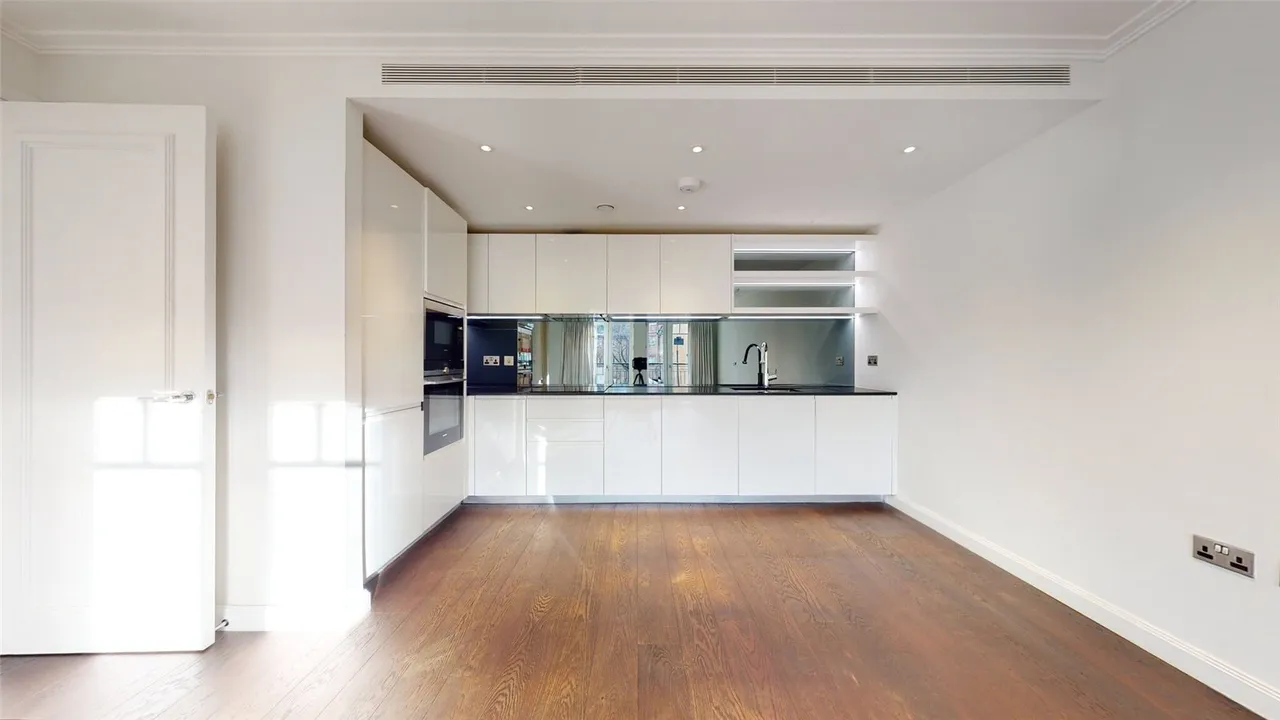 Carnwath Road, London, SW6, photo 6