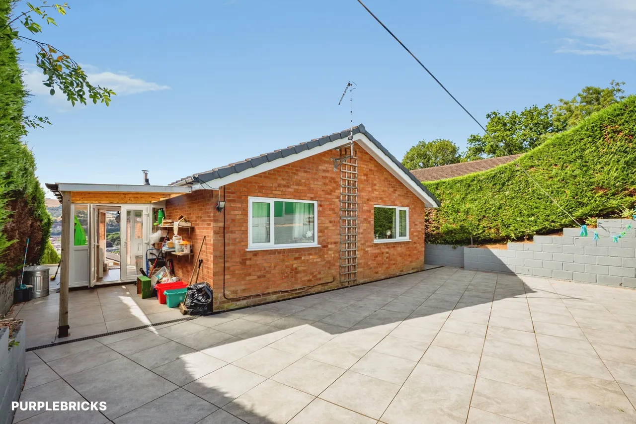 Bryn Close, Newtown, SY16, photo 27