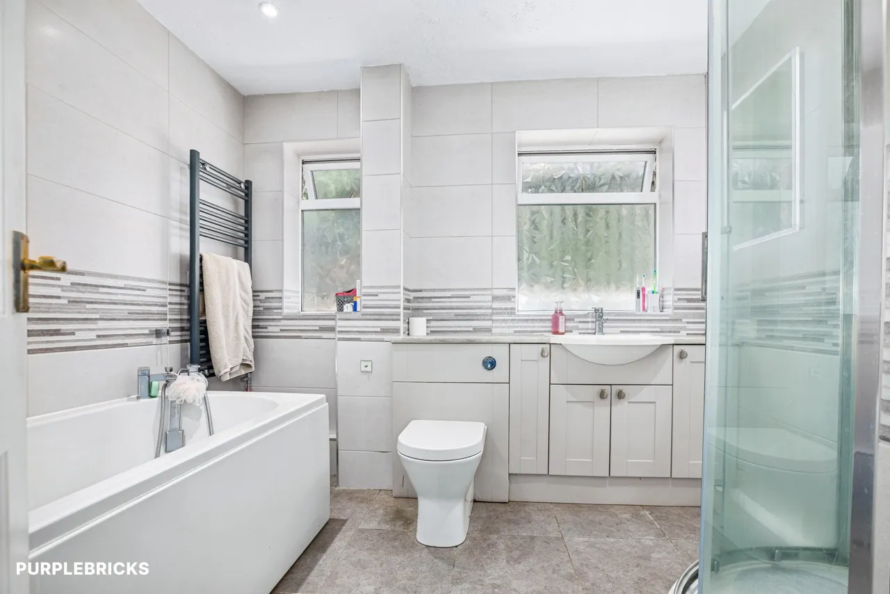 Bryn Close, Newtown, SY16, photo 15