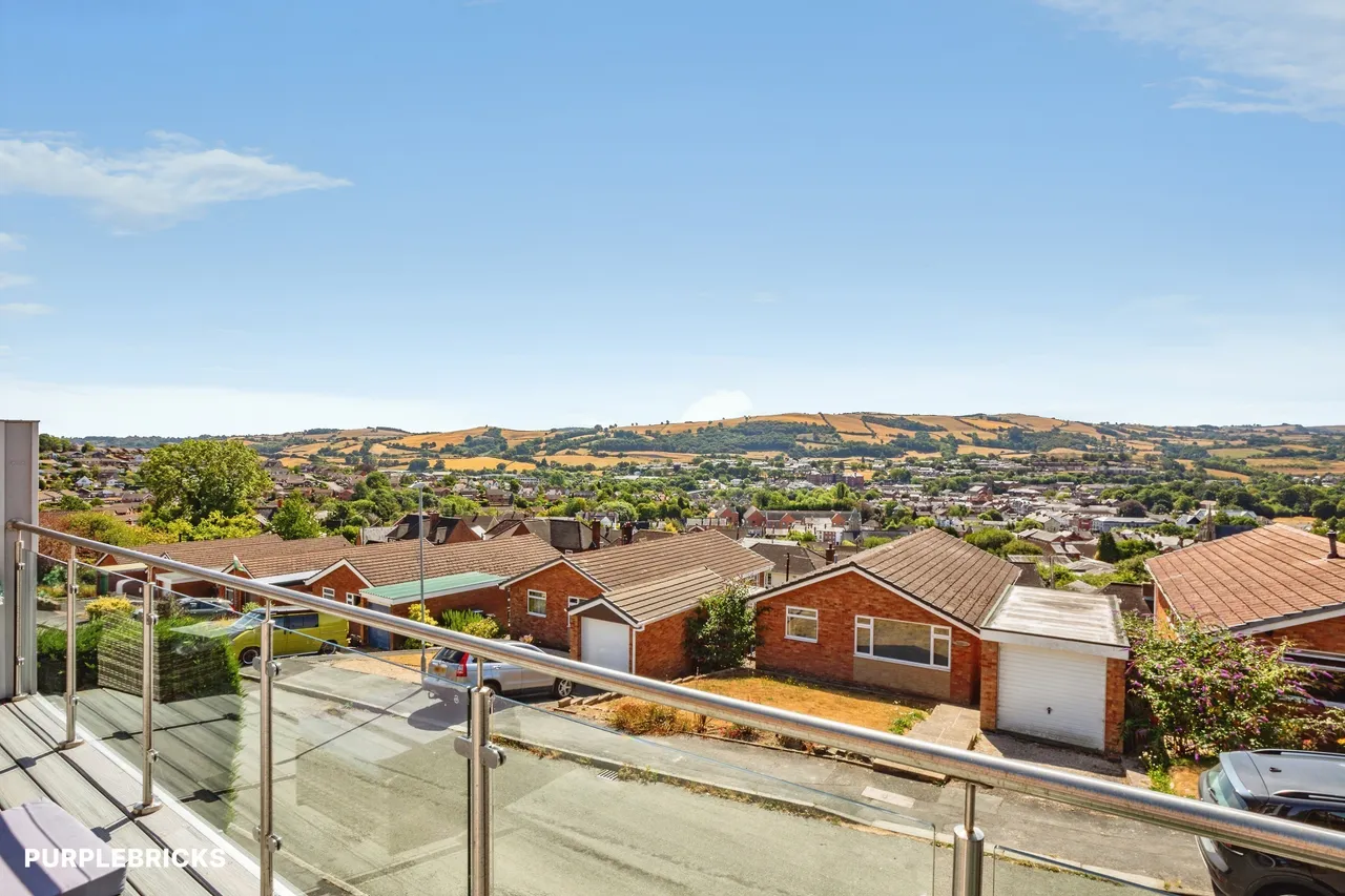 Bryn Close, Newtown, SY16, photo 4