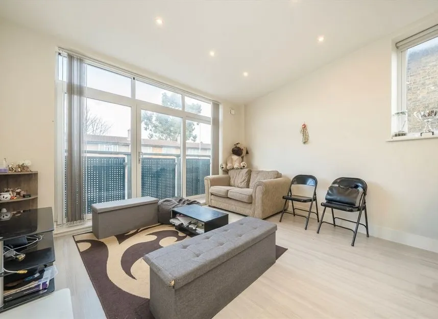 Horton Road, West Drayton, UB7, photo 2