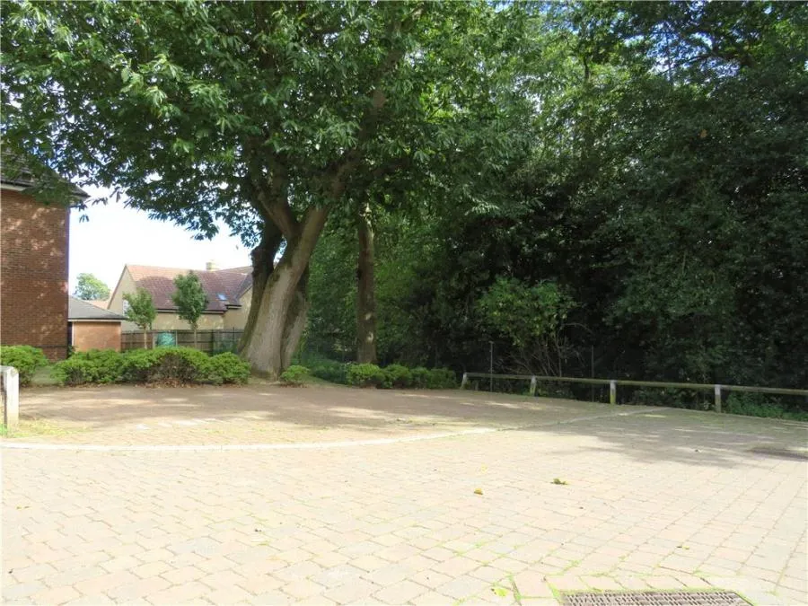 Keaver Drive, Frimley, GU16, photo 14