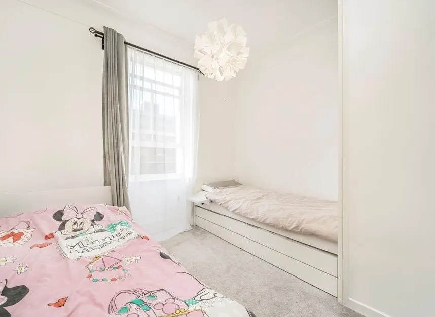 Falkland Road, Kentish Town, NW5, photo 9
