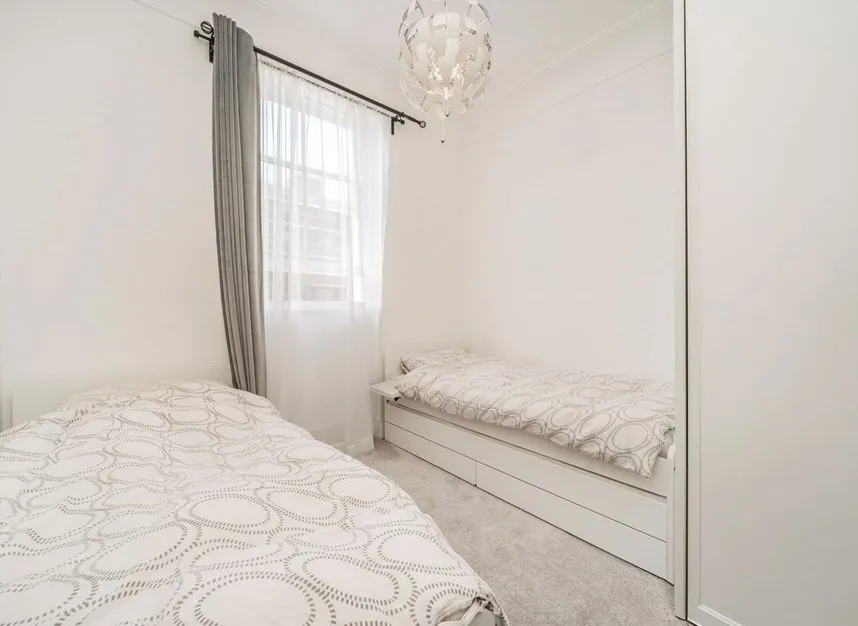 Falkland Road, Kentish Town, NW5, photo 8