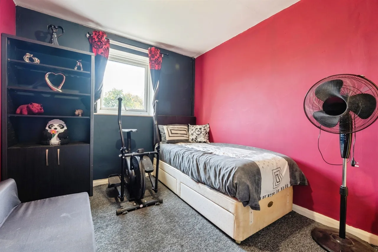 Blenheim Crescent, Griston, IP25, photo 13