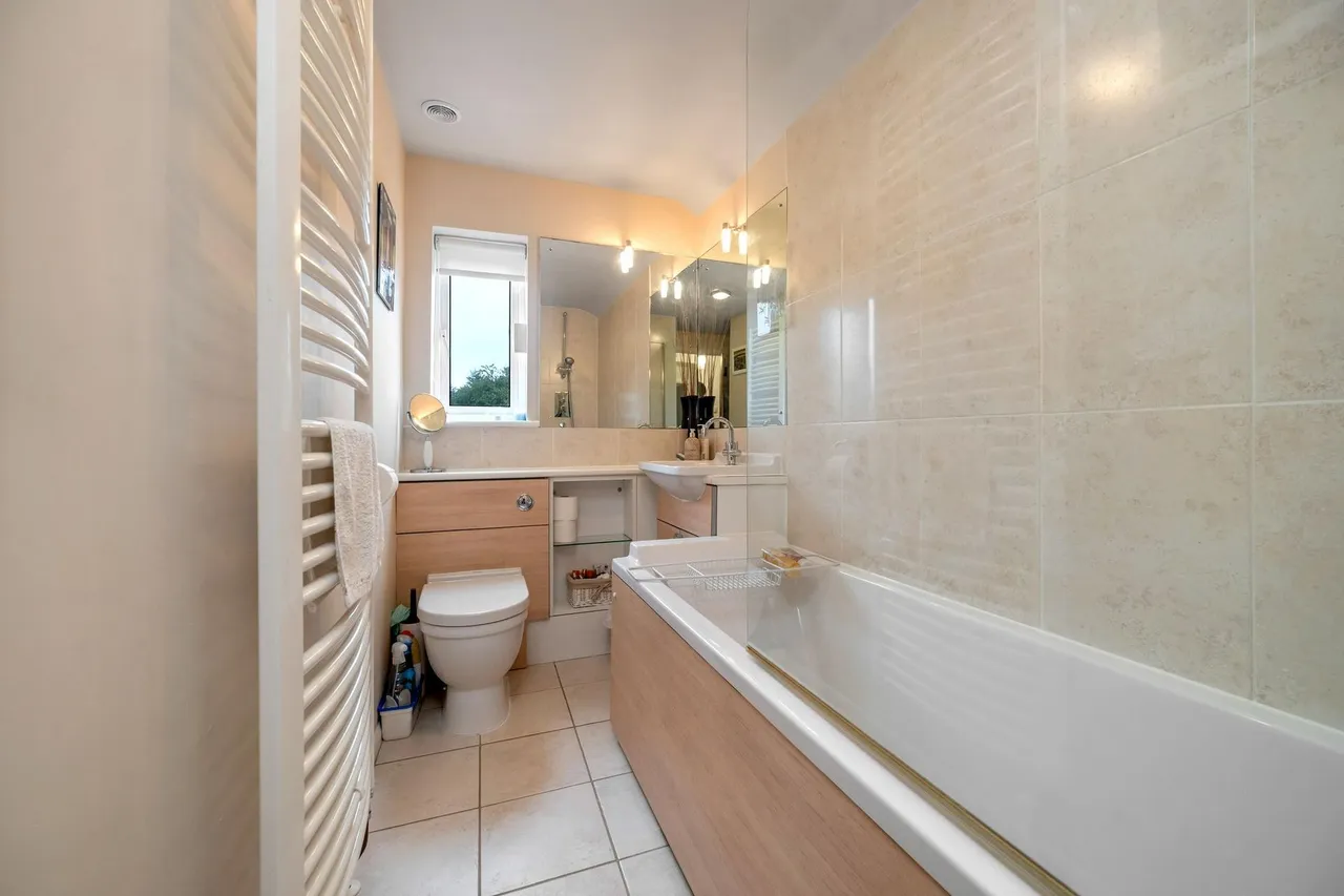 Aldgate, Ketton, PE9, photo 16