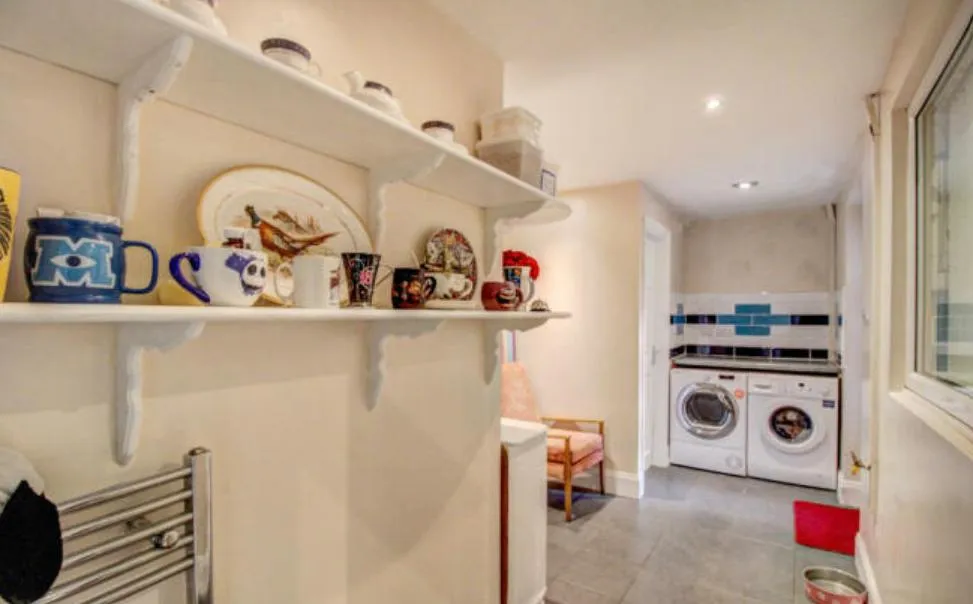 Bar Lane, Wakefield, WF1, photo 12