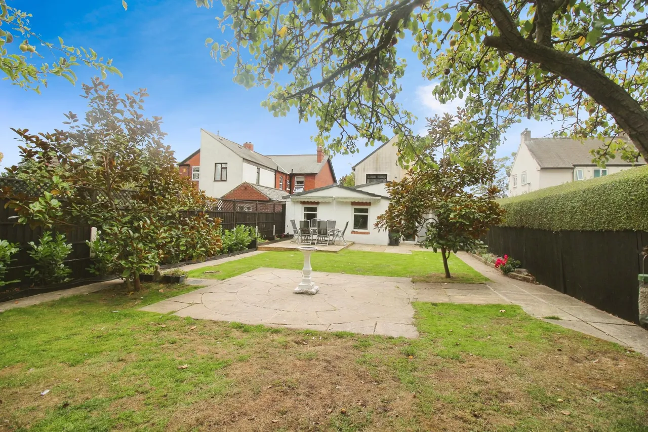 Bar Lane, Wakefield, WF1, photo 22