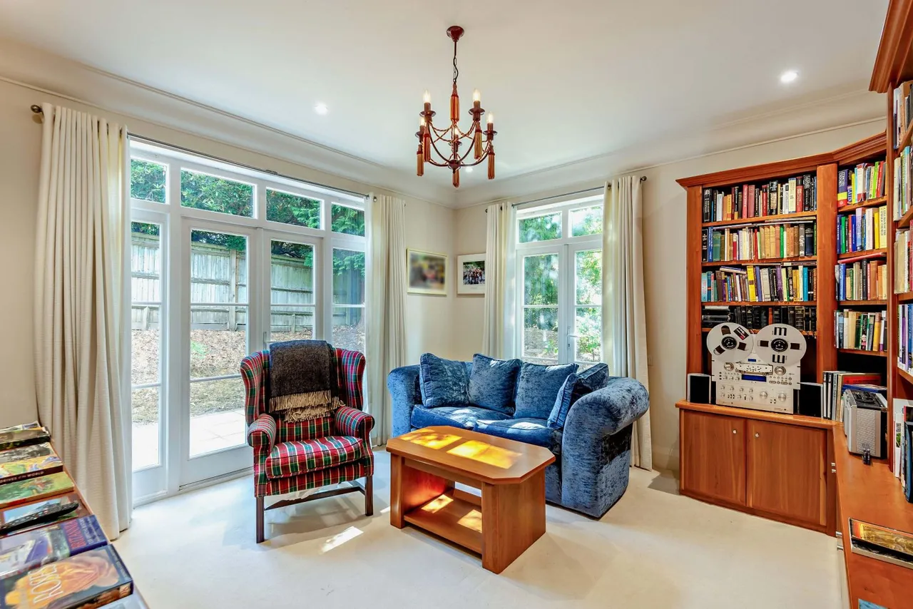 Dry Arch Road, Sunningdale, Berkshire, SL5 0DB, photo 5