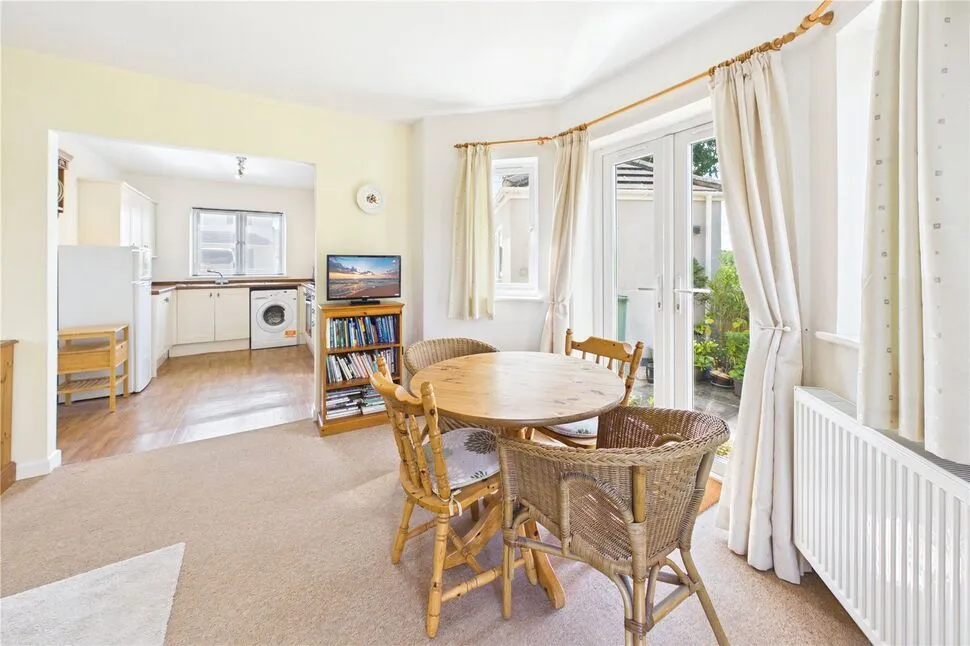 Vale View, Radstock, Somerset, BA3, photo 4