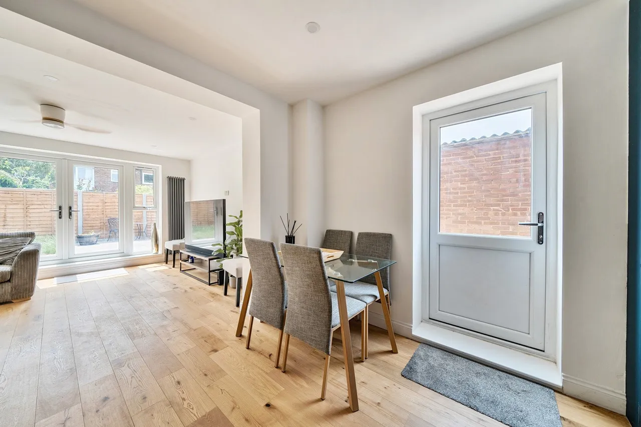 Courtlands Avenue, SE12, photo 9