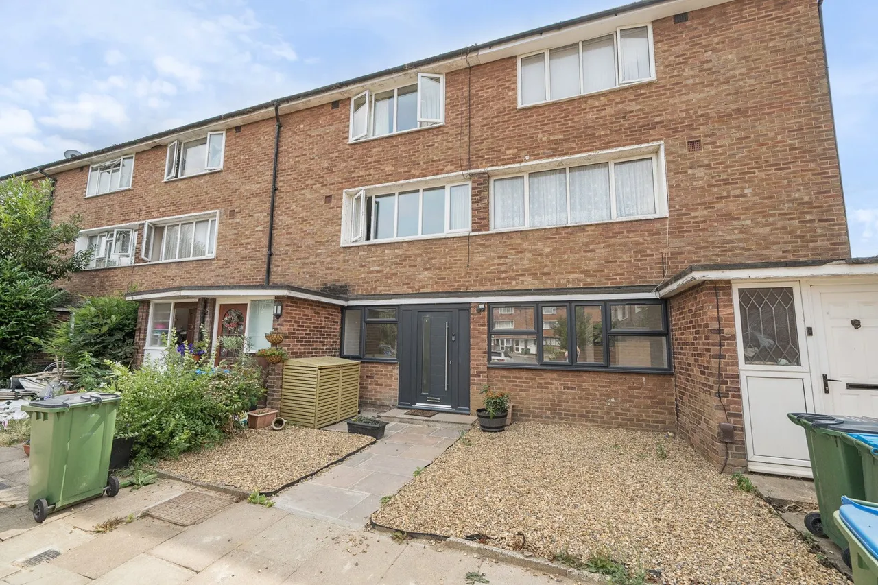 Courtlands Avenue, SE12, photo 3