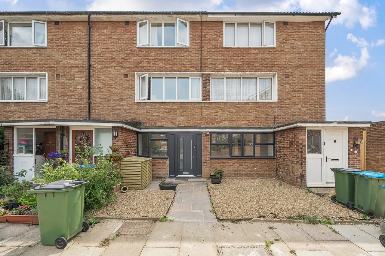Courtlands Avenue, SE12, photo 27