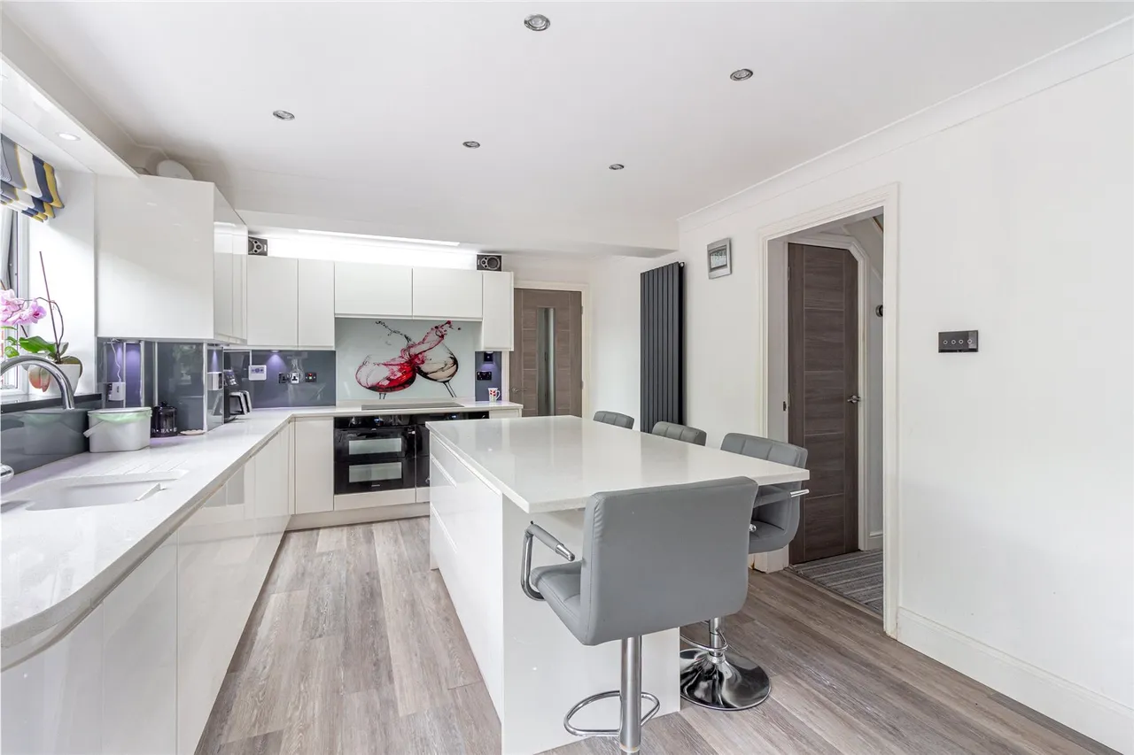 Blackstitch Lane, Webheath, Redditch, Worcestershire, B97 5TQ, photo 6