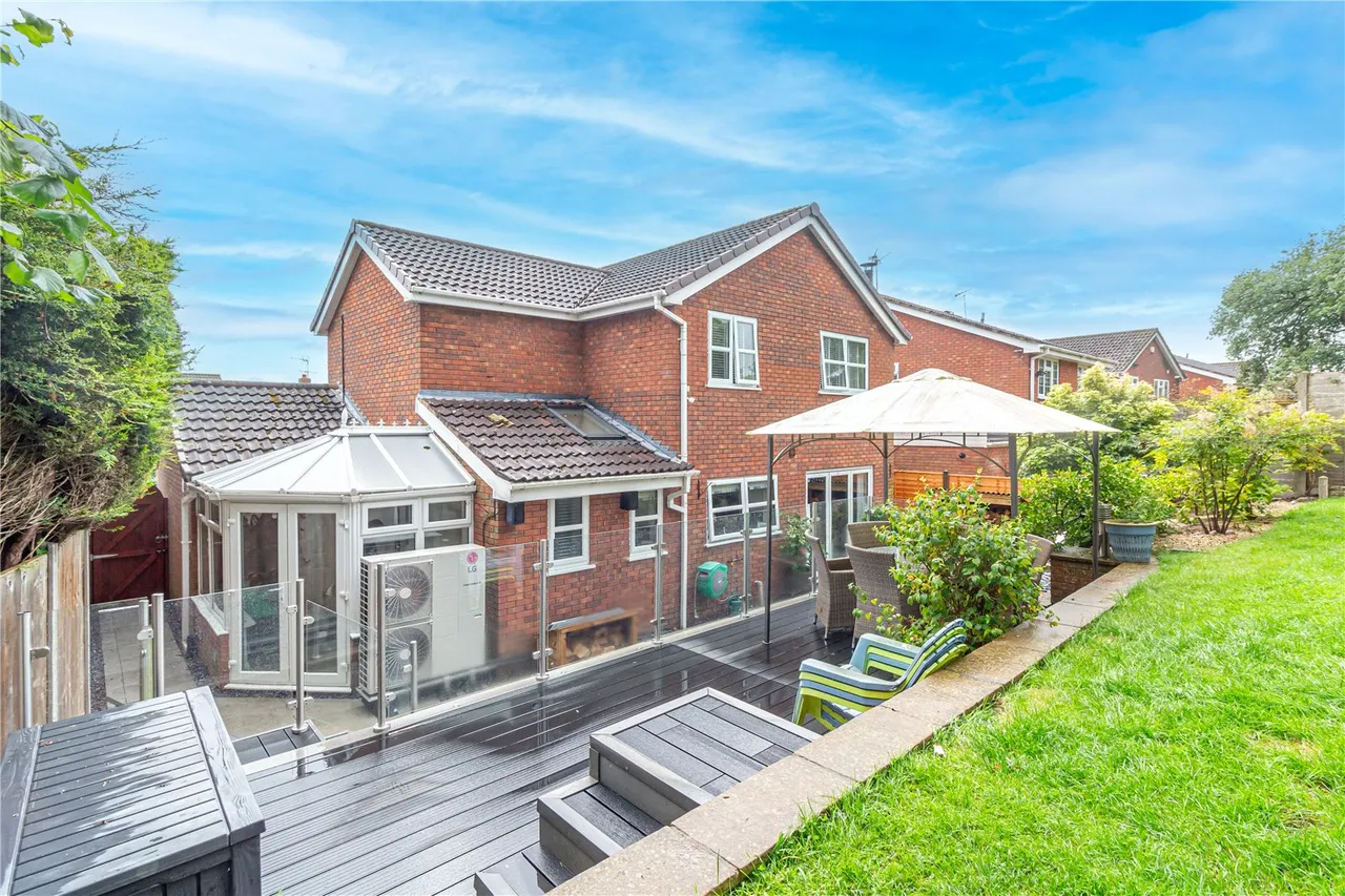Blackstitch Lane, Webheath, Redditch, Worcestershire, B97 5TQ, photo 4