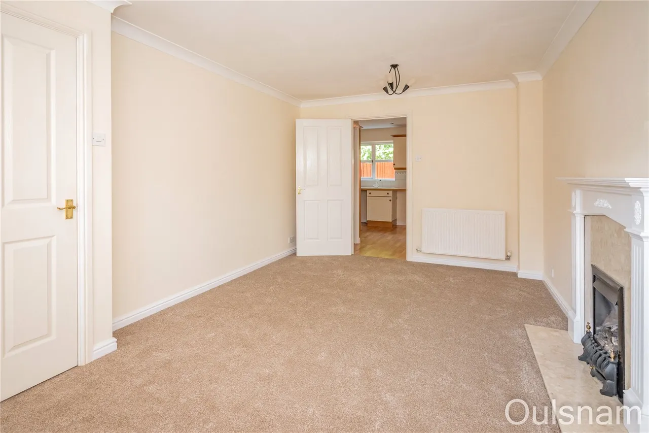 Pavilion Gardens, Bromsgrove, Worcestershire, B61 0UH, photo 6