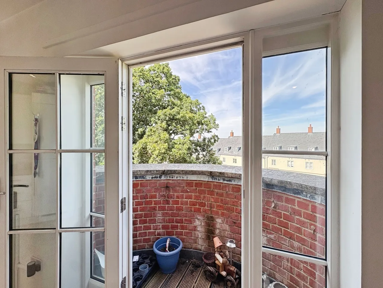 Scarlett's Road, Wellesley, Aldershot, Hampshire, GU11 4AG, photo 4