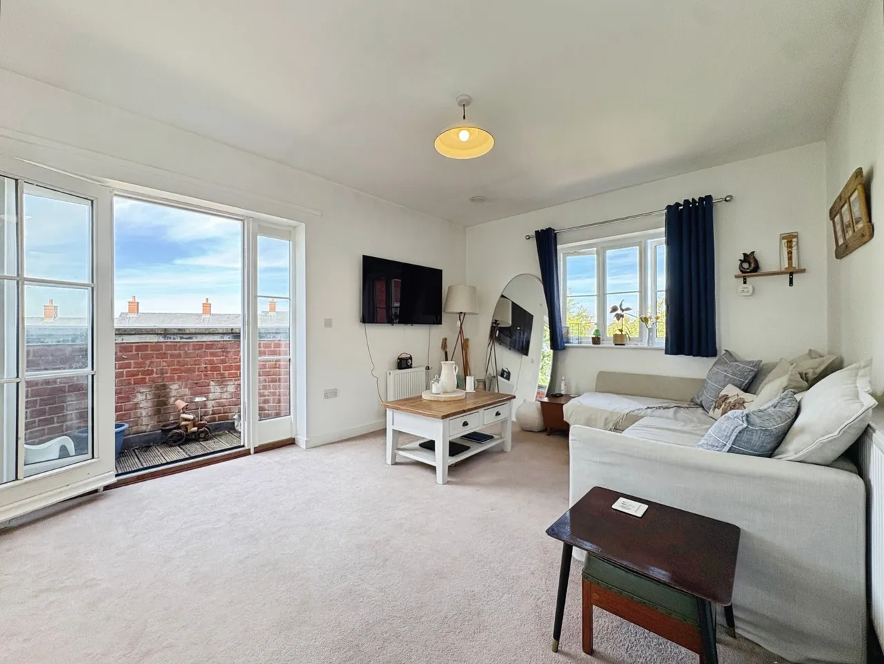 Scarlett's Road, Wellesley, Aldershot, Hampshire, GU11 4AG, photo 2