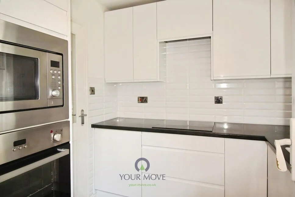 Avon Close, Bromsgrove, B60, photo 6