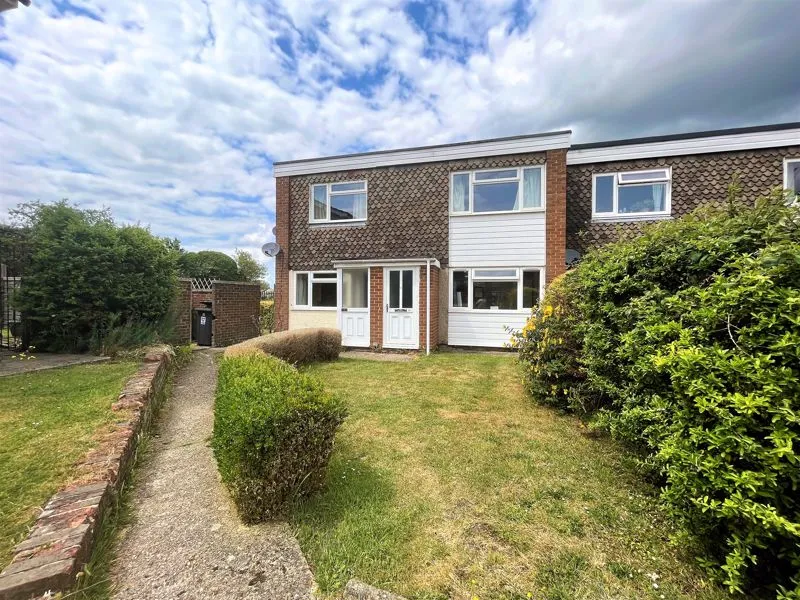 2 bed property for sale — Carrington Place, Tring, Hertfordshire, HP23 5JZ