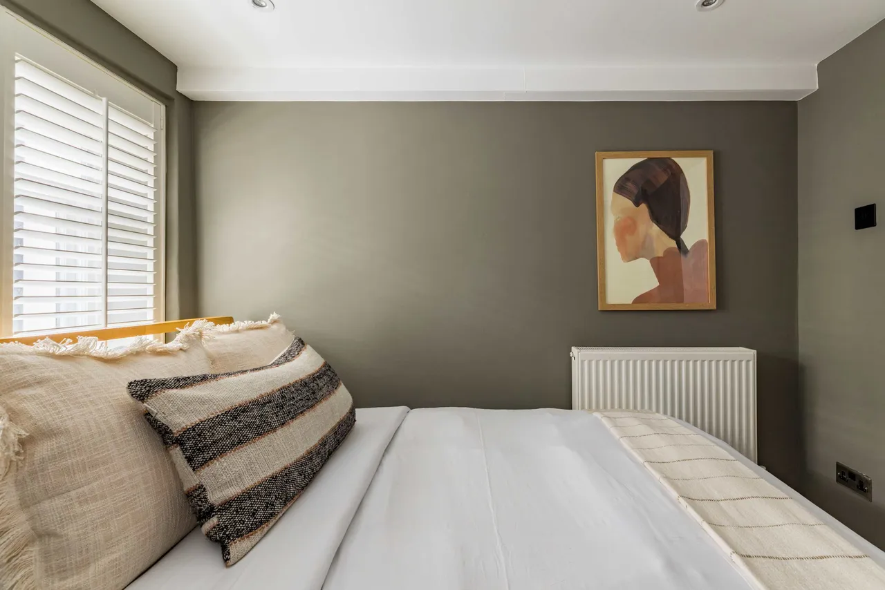 Clapham Road, SW9, photo 8