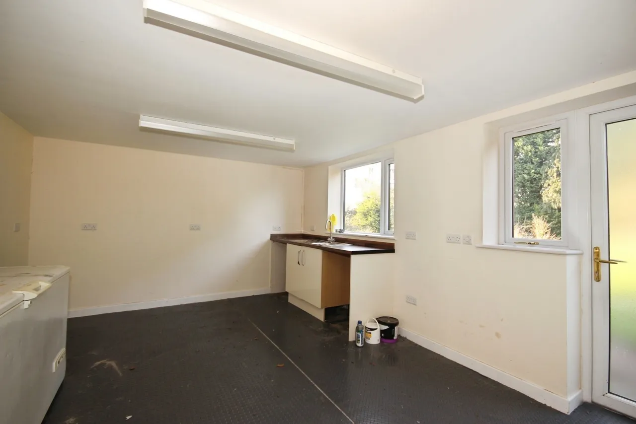 Pilkington Road, Coventry, West Midlands, CV5, photo 21
