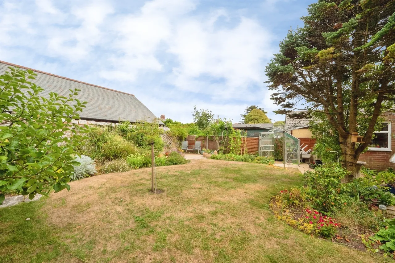 Elwell Manor Gardens, Weymouth, DT4, photo 15