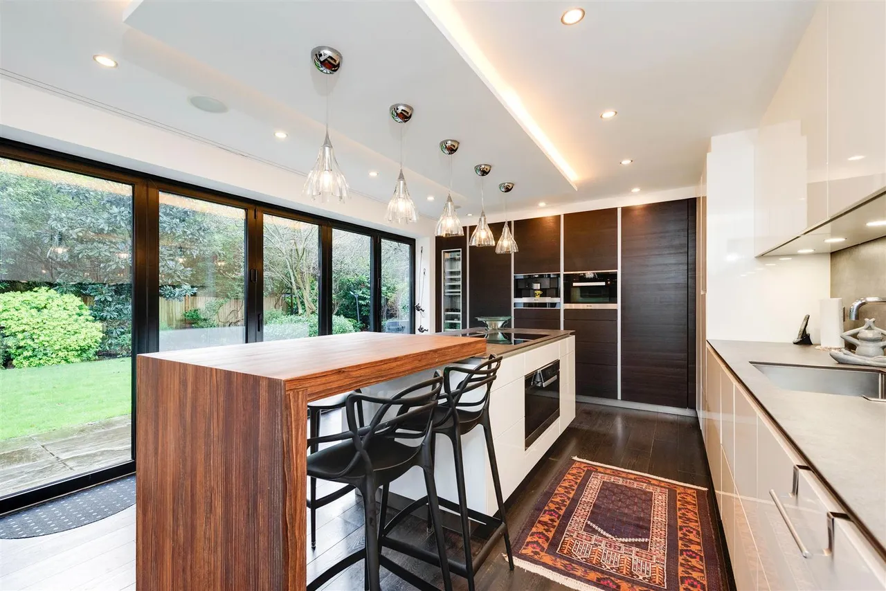 West Heath Gardens, Hampstead, NW3, photo 5