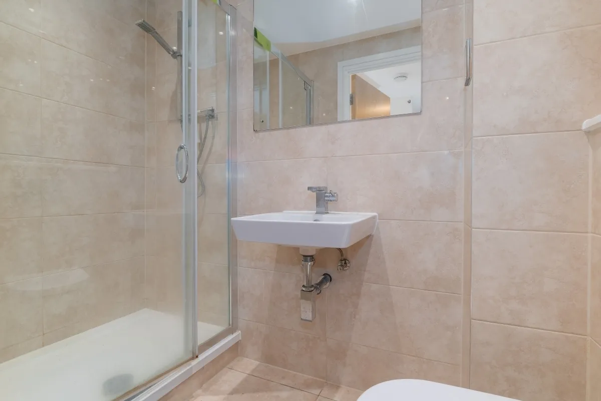 St. Annes Street, E14, photo 11