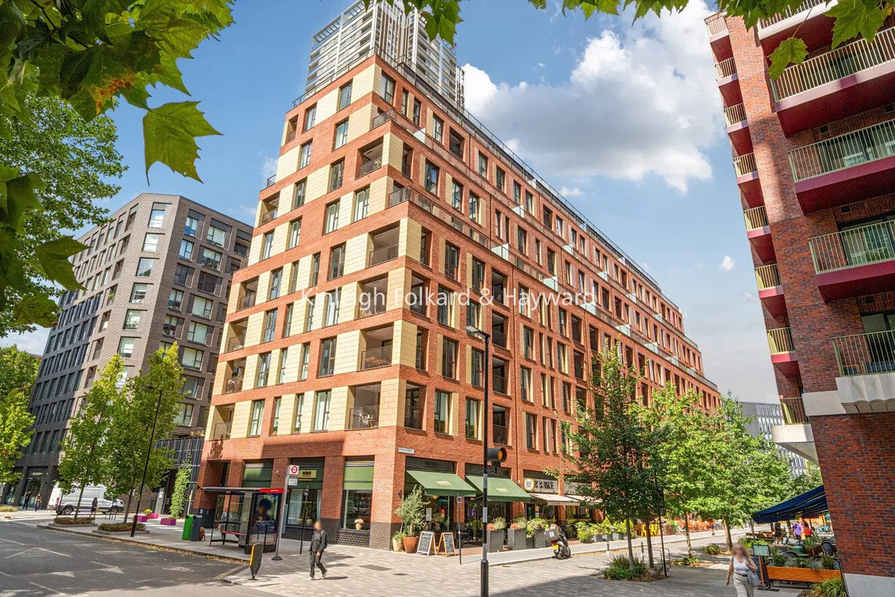 2 bed flat to rent — Heygate Street, London, SE17