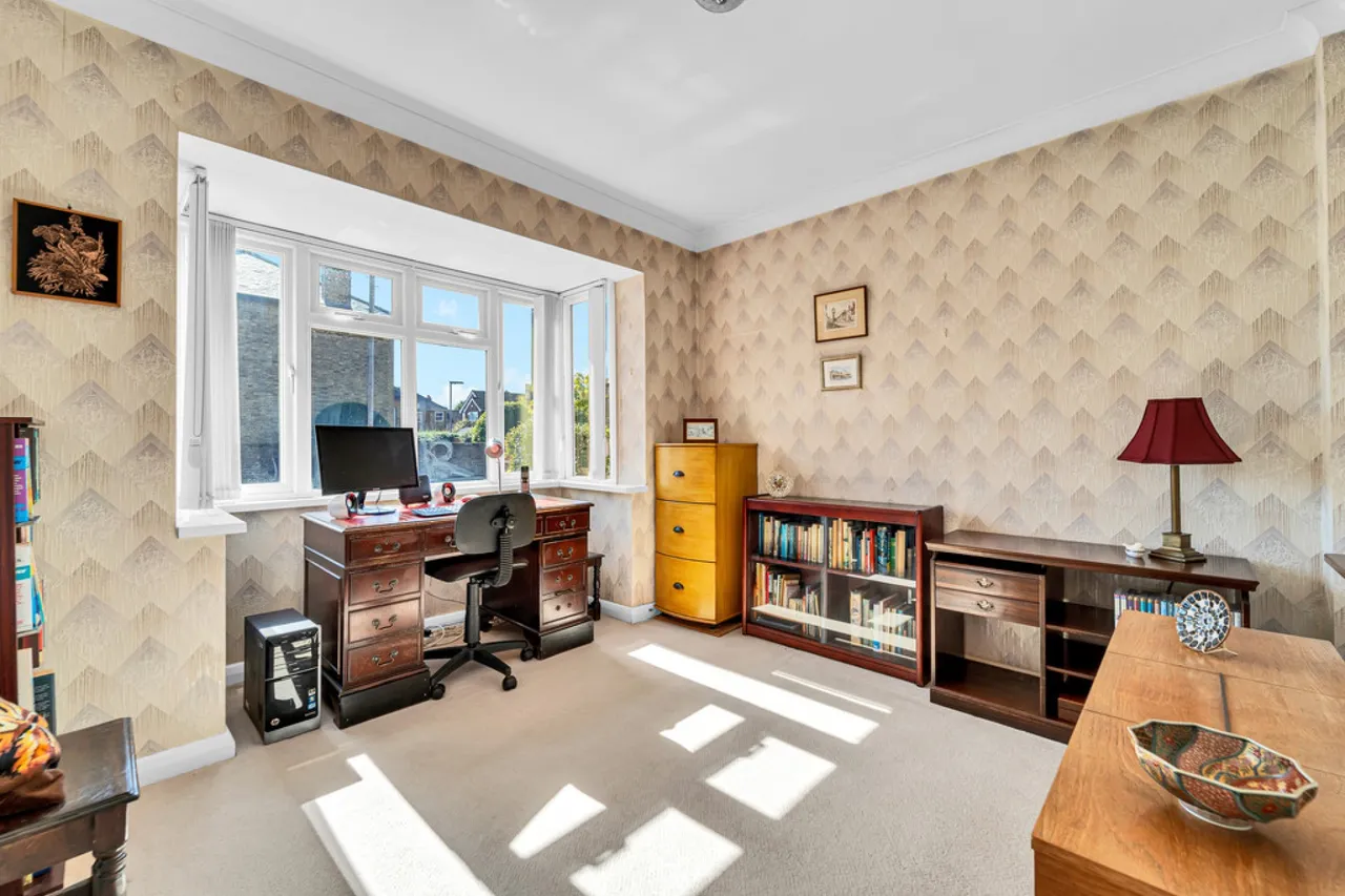 Wolsey Road, Ashford, TW15, photo 8