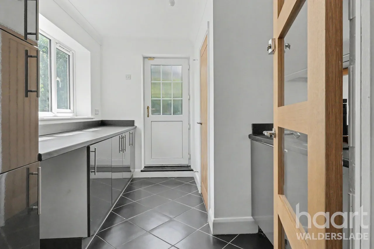 Maidstone Road, Gillingham, ME8, photo 13