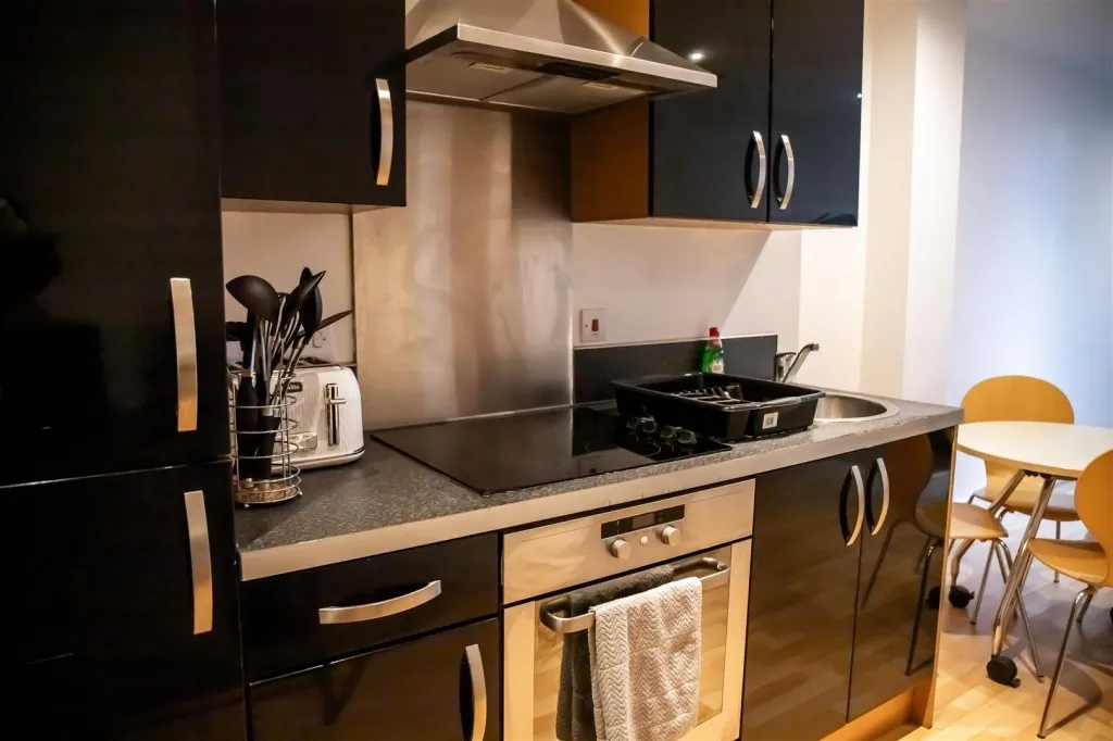 Cross Green Lane, Leeds, LS9, photo 15