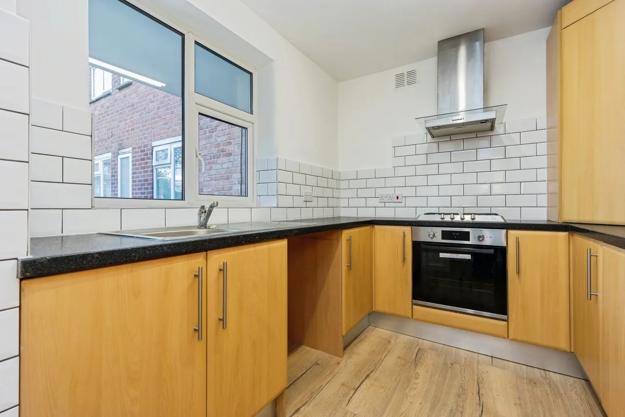 Ashton Lane, Sale, M33, photo 7