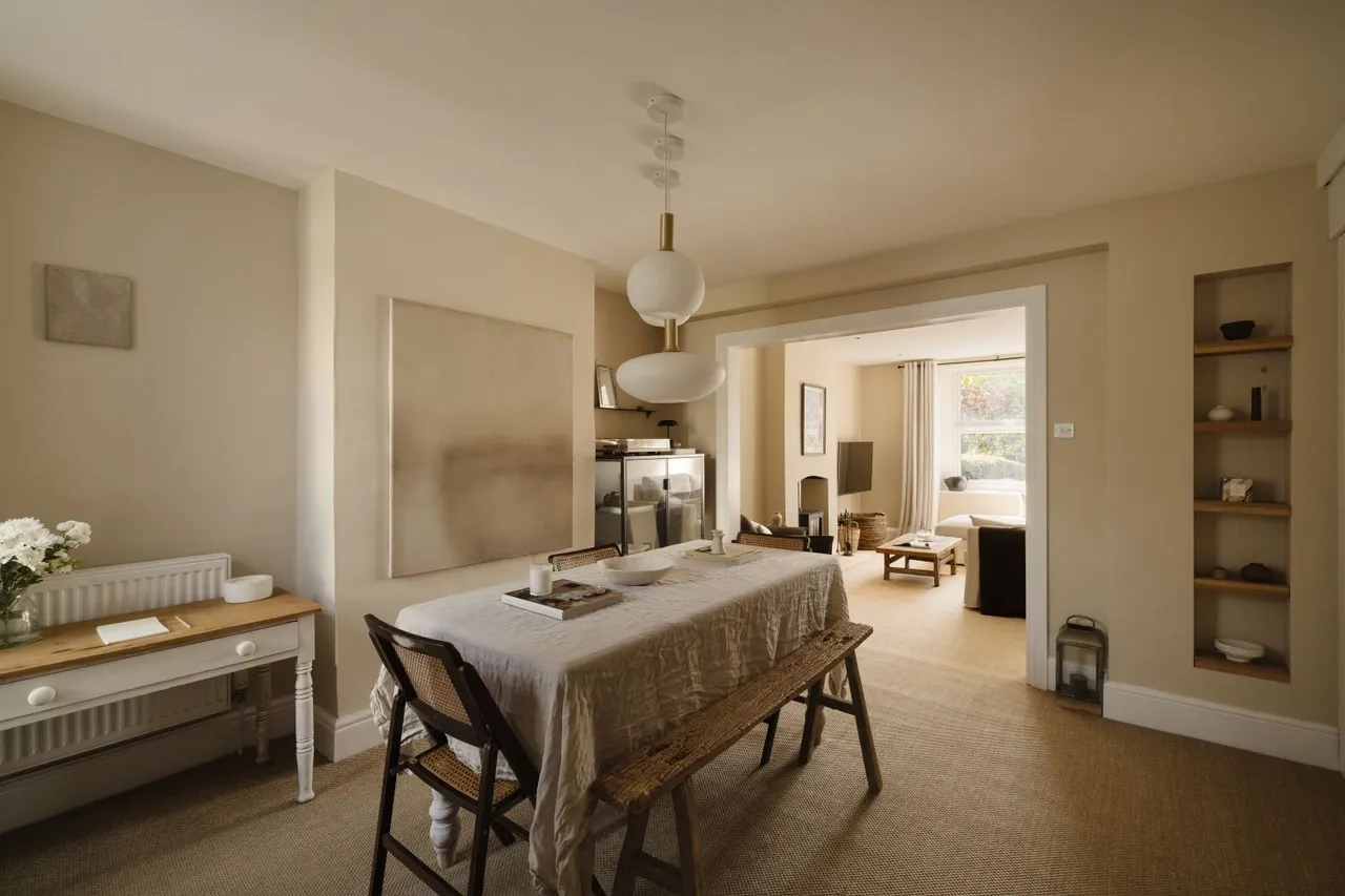 Cirencester Road, Tetbury, GL8, photo 9