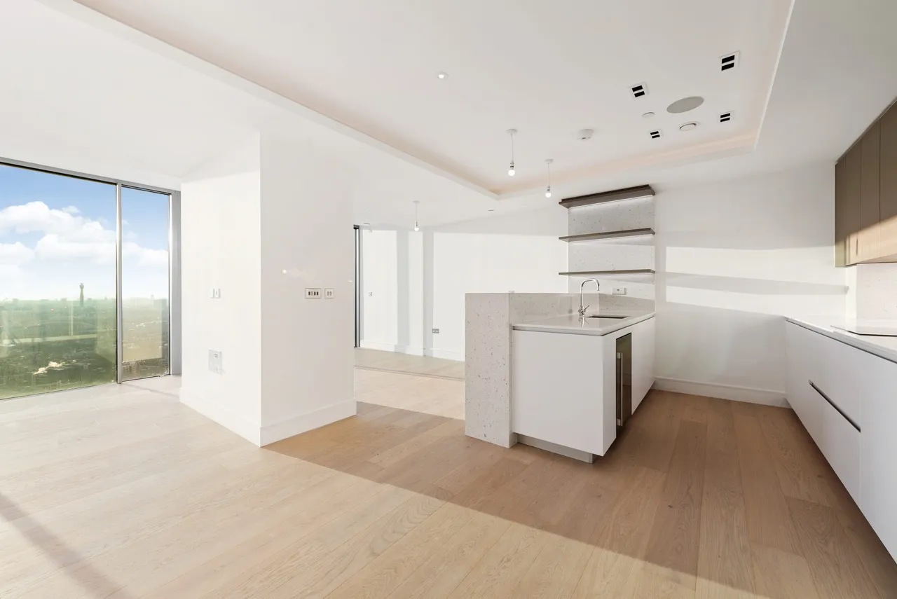 Bollinder Place, Carrara Tower, EC1V, photo 2