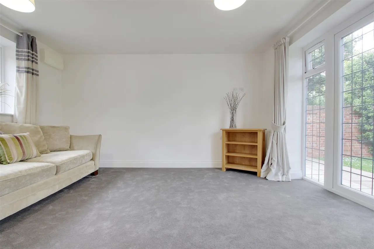 Mill Road, Worthing, photo 5