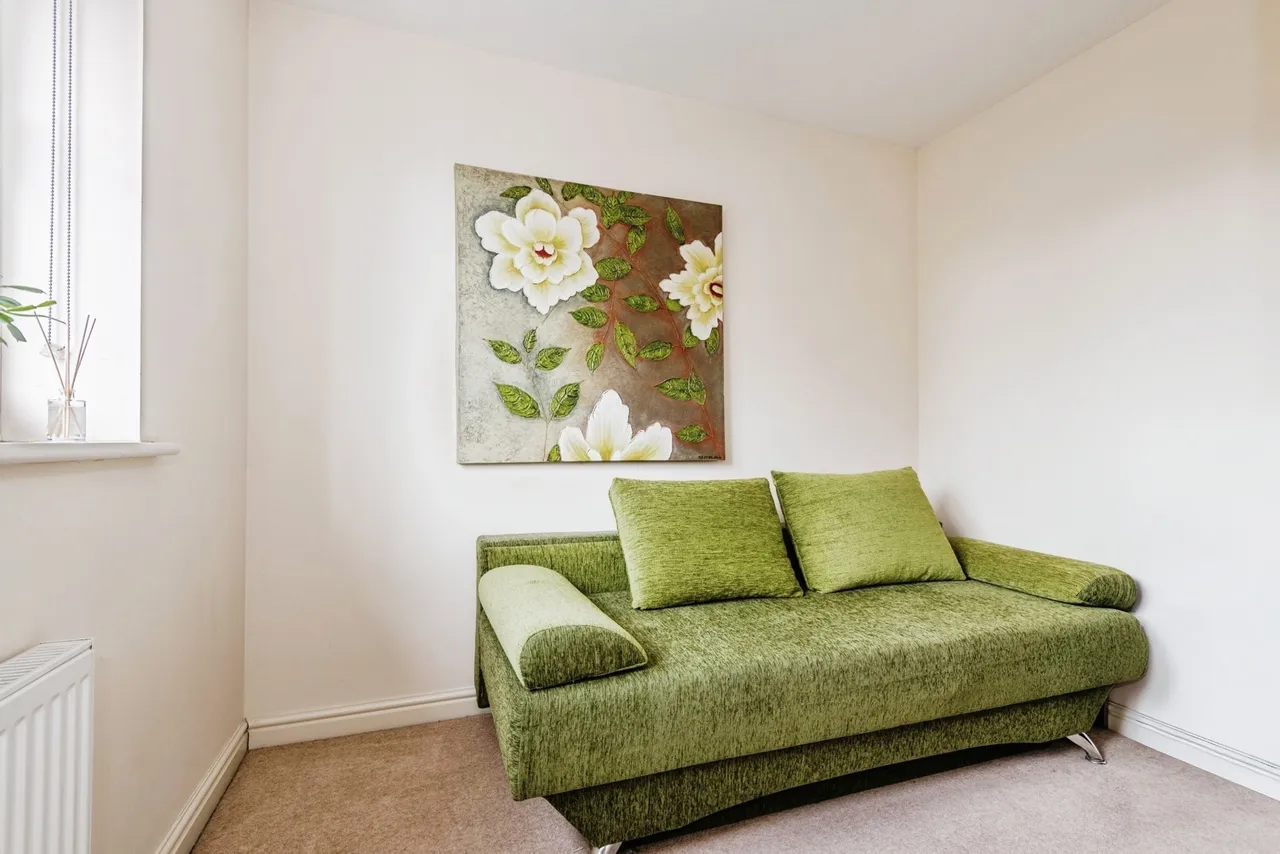 Hayward Avenue, West Wick, BS24, photo 13