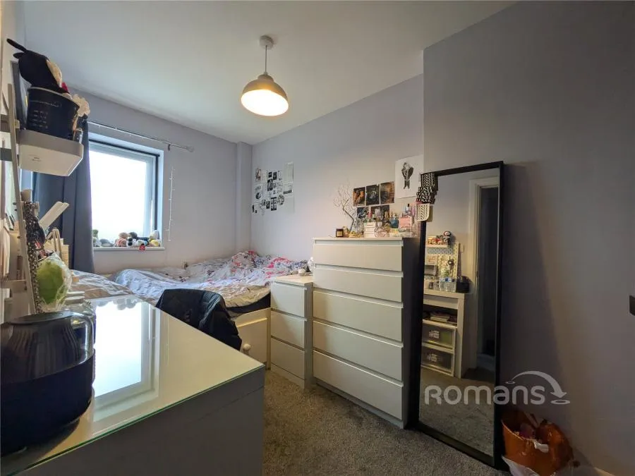 Bridport Close, Lower Earley, RG6, photo 8